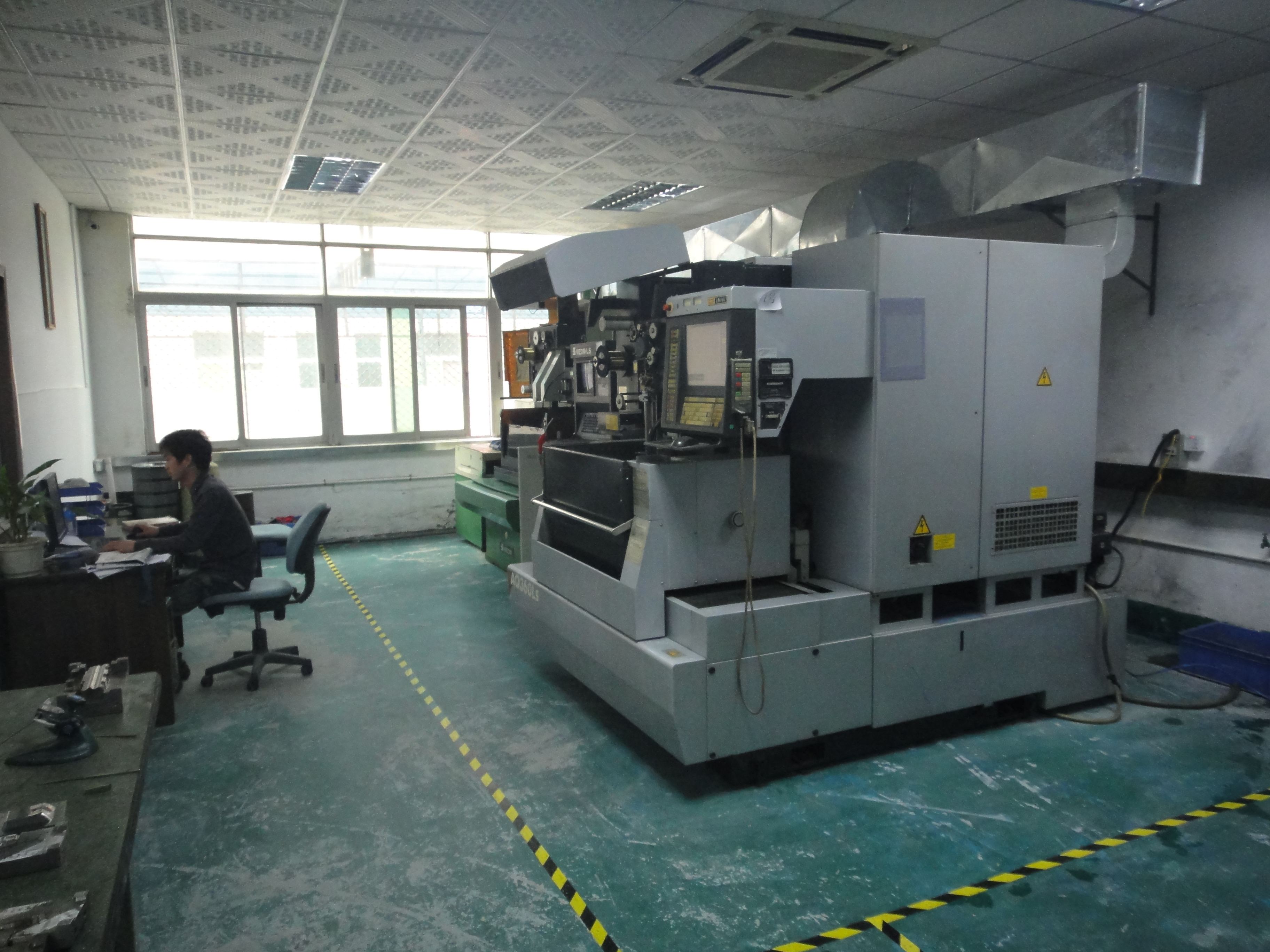 蓝橙模具：模具加工设备性能提高的七大表现